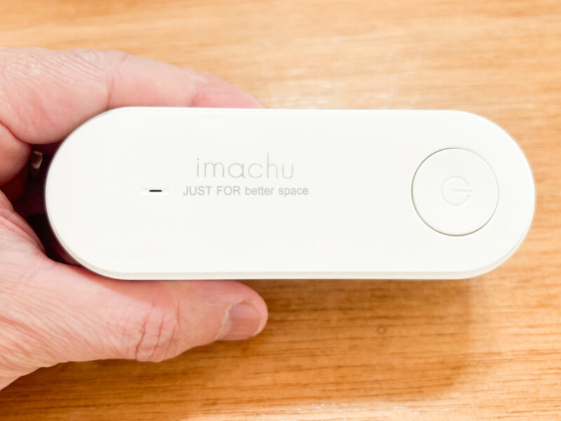 トイレに芳香剤を置きたくないけど、ニオイは消したい。しかもトイレでは超リラックスしたいと考えると、マイナスイオンの出番