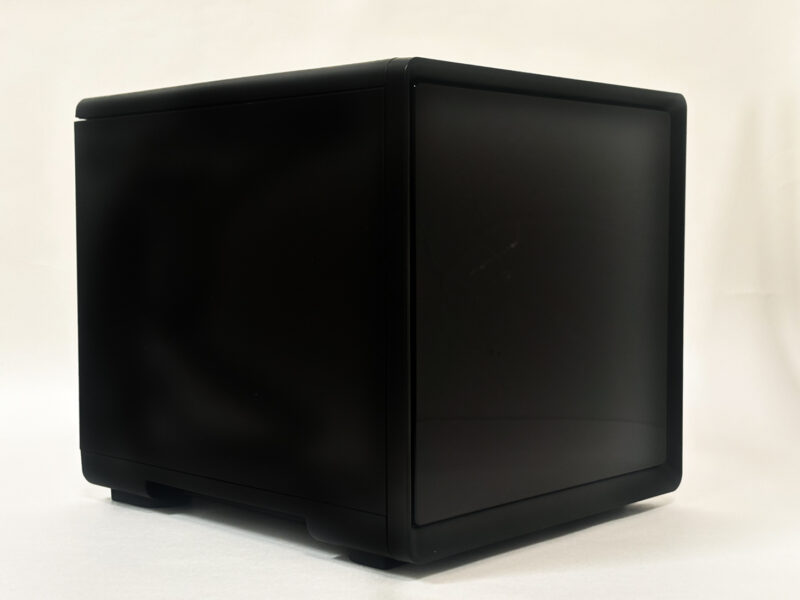 タッチパネル仕様だから汚れてもサッとふき取りできてお手入れも簡単