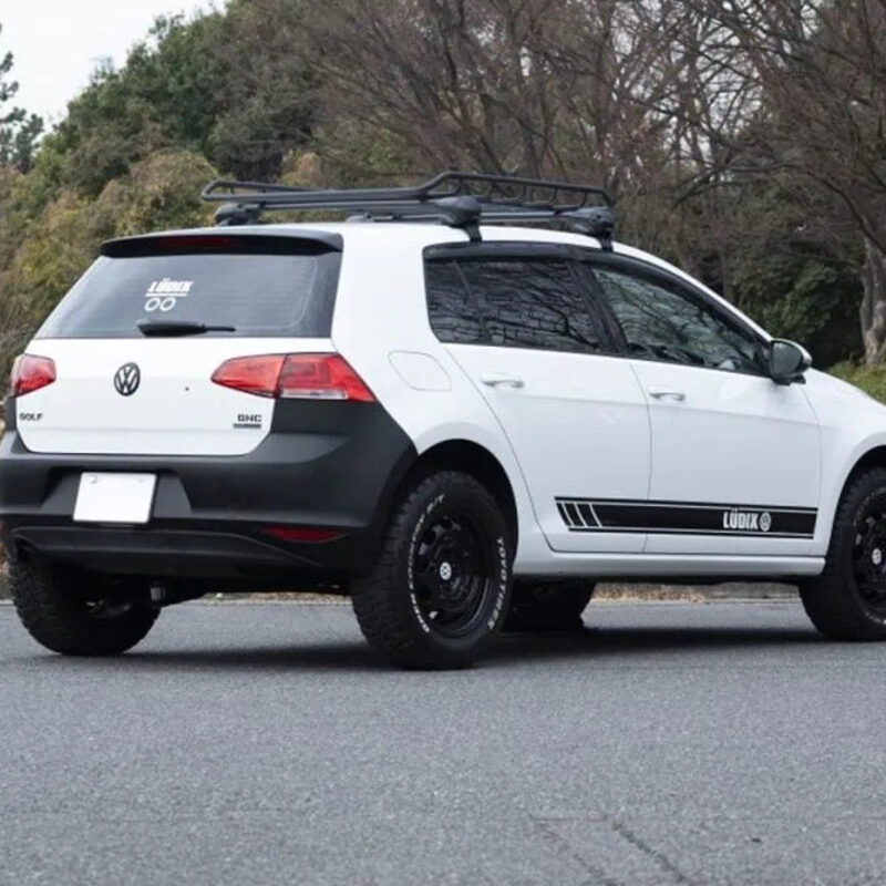目新しいから中古車に見えない！　人気のフォルクスワーゲンゴルフを“アゲ系カスタム”で新登場！
