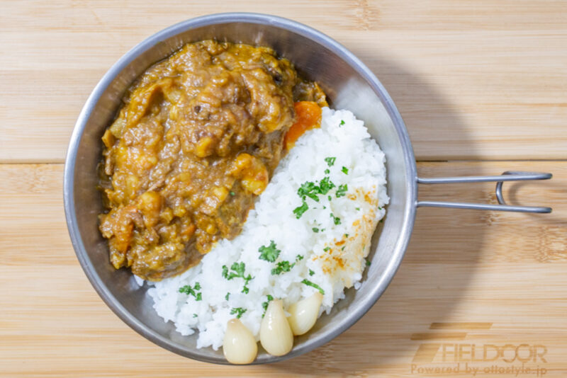 スパイスの香りがいい、本格カレーの完成！
