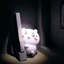 ヘビに立ち向かうちいかわ。一生懸命戦う姿もしっかり再現！