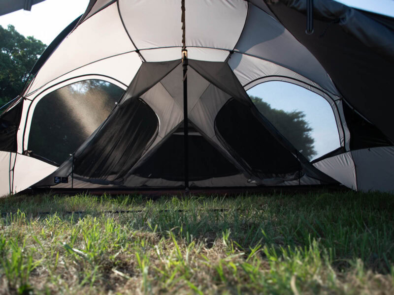 「FELSEN -5th ANNIVERSARY LTD-」は視界を遮らず、一体感を味わえるインナーテント標準装備しています