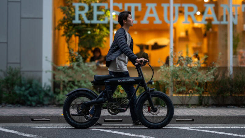 数ある電動アシスト自転車のなかでも、カッコいいと評判の「CCOSWHEEL MIRAI」