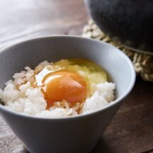「 SATOYAMA TERRACE」では、地元の旬を味わう特別な食事が用意されます