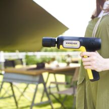 帰るまえにチャチャッとケルヒャーで10秒の高圧洗浄