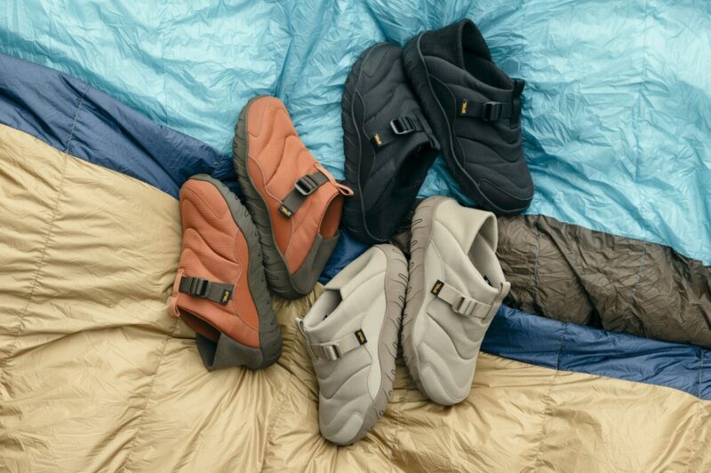 MEN ¥11,000(税込) 左:CINNAMON 上:BLACK 下:DUNE