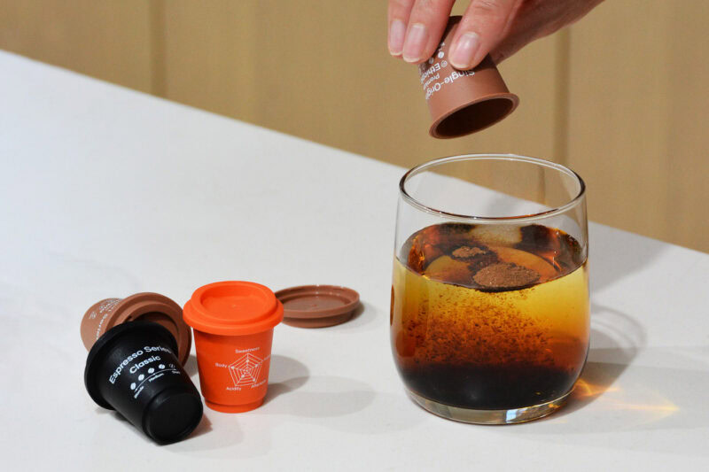 添加物ゼロで、簡単に作れるけどインスタント感のないクイックショットコールドブリューフリーズドライコーヒーが新発売