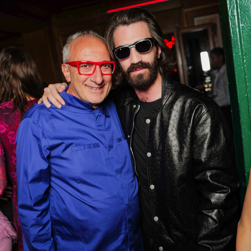 アランミクリとレイバンがコラボ！エッジの効いた芸術的なサングラスに注目を！