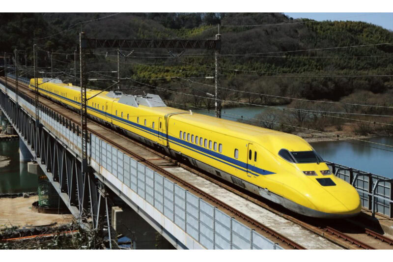 「鉄道ファンも大興奮」目撃！出会うことが奇跡の新幹線“ドクターイエロー”との思い出とは？