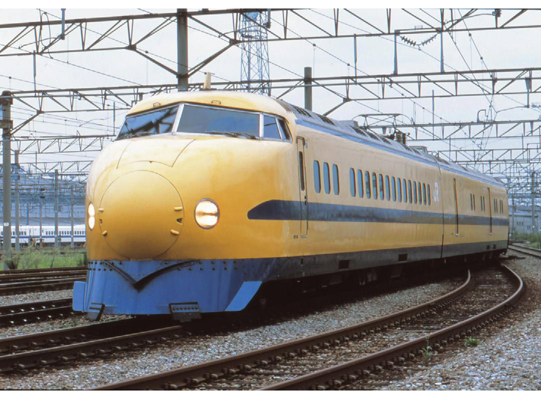 歴代ドクターイエローを一挙公開】昭和・平成・令和、新幹線の安全運行