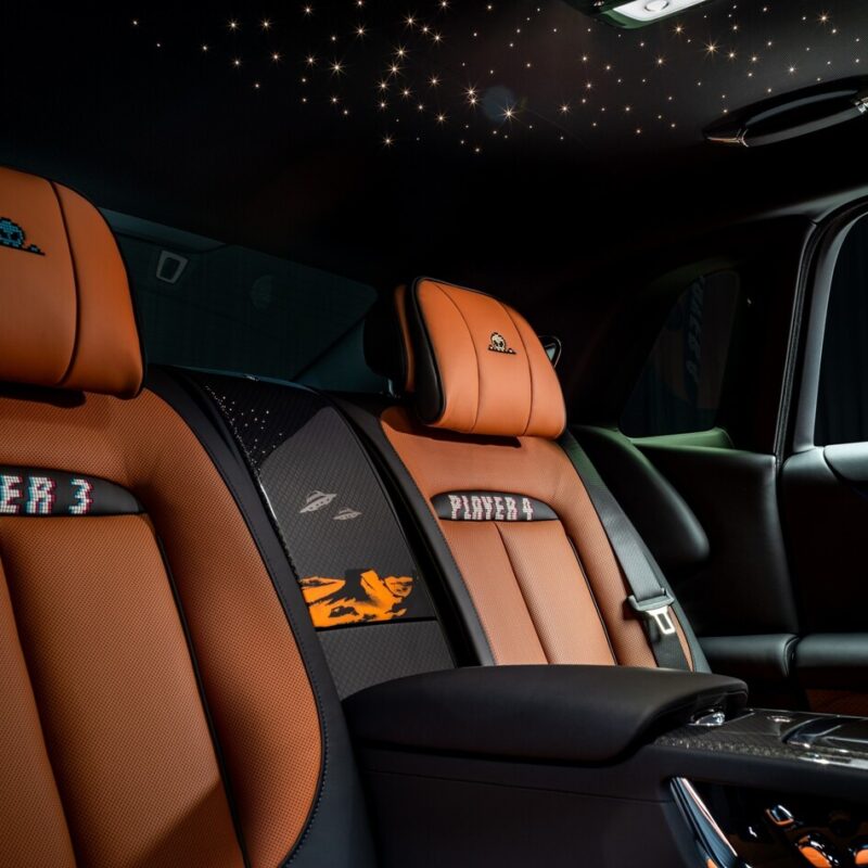 アーケードゲームにインスパイア!　遊び心を知るロールス・ロイス初のビスポーク・モデル「BlackBadgeGhostGamer」