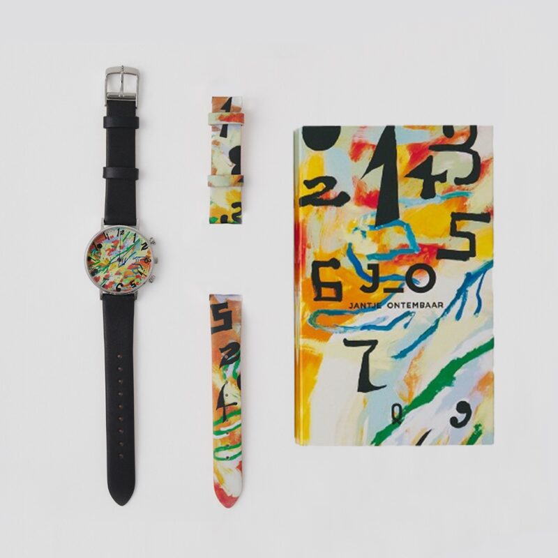 香取慎吾のヤンチェ_オンテンバール（JANTJE_ONTEMBAAR）とノット（KNOT）のコラボレーション　J_O×Knotウォッチ　ブラック