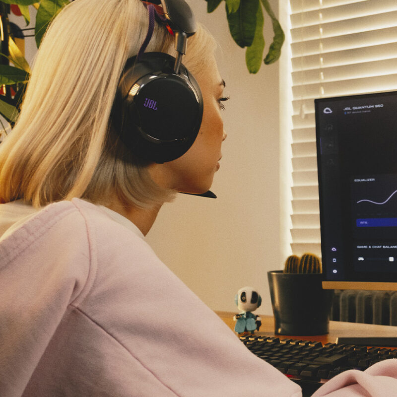 JBLのゲーミングヘッドセットに新作が登場。臨場感のあるサウンドで没入感アップ！