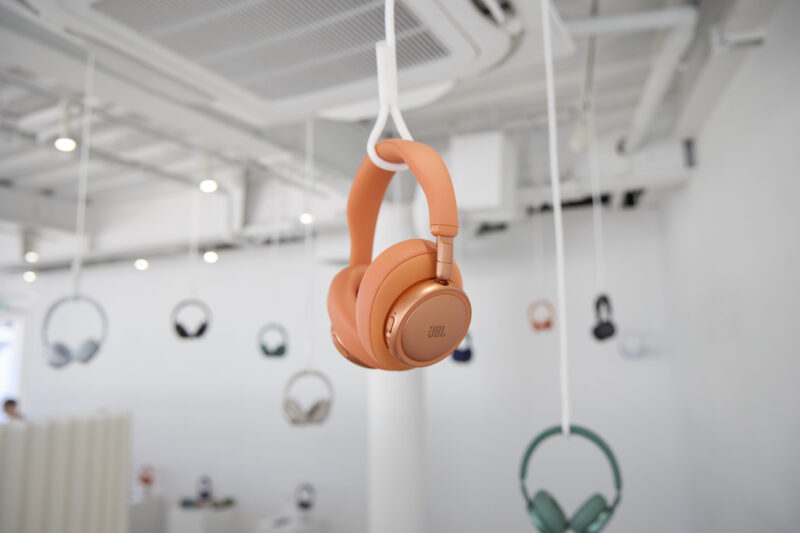 JBL Live 780NC オレンジ