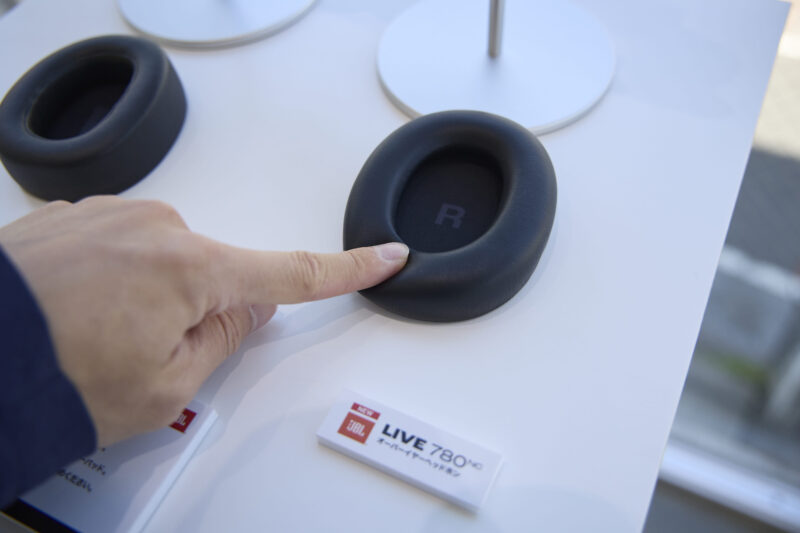 JBL Live 780NC JBL Live 680NC 高密度フォーム素材のイヤーパッド