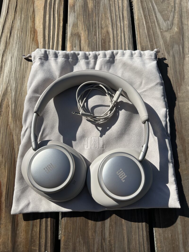 JBL Live 780NC シャンパン ポーチ&AUXケーブル付属