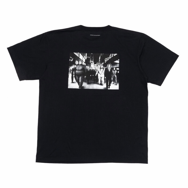 シルクスクリーンプリントによるTシャツ。