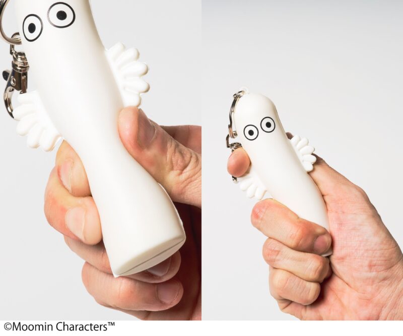 MonoMaster3月号の特別付録「ニョロニョロ 握れるマスコットキーホルダー」。 触って楽しめるスクイーズになっている。